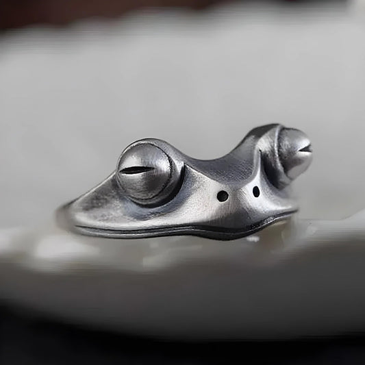 Sleeping Frog Ring